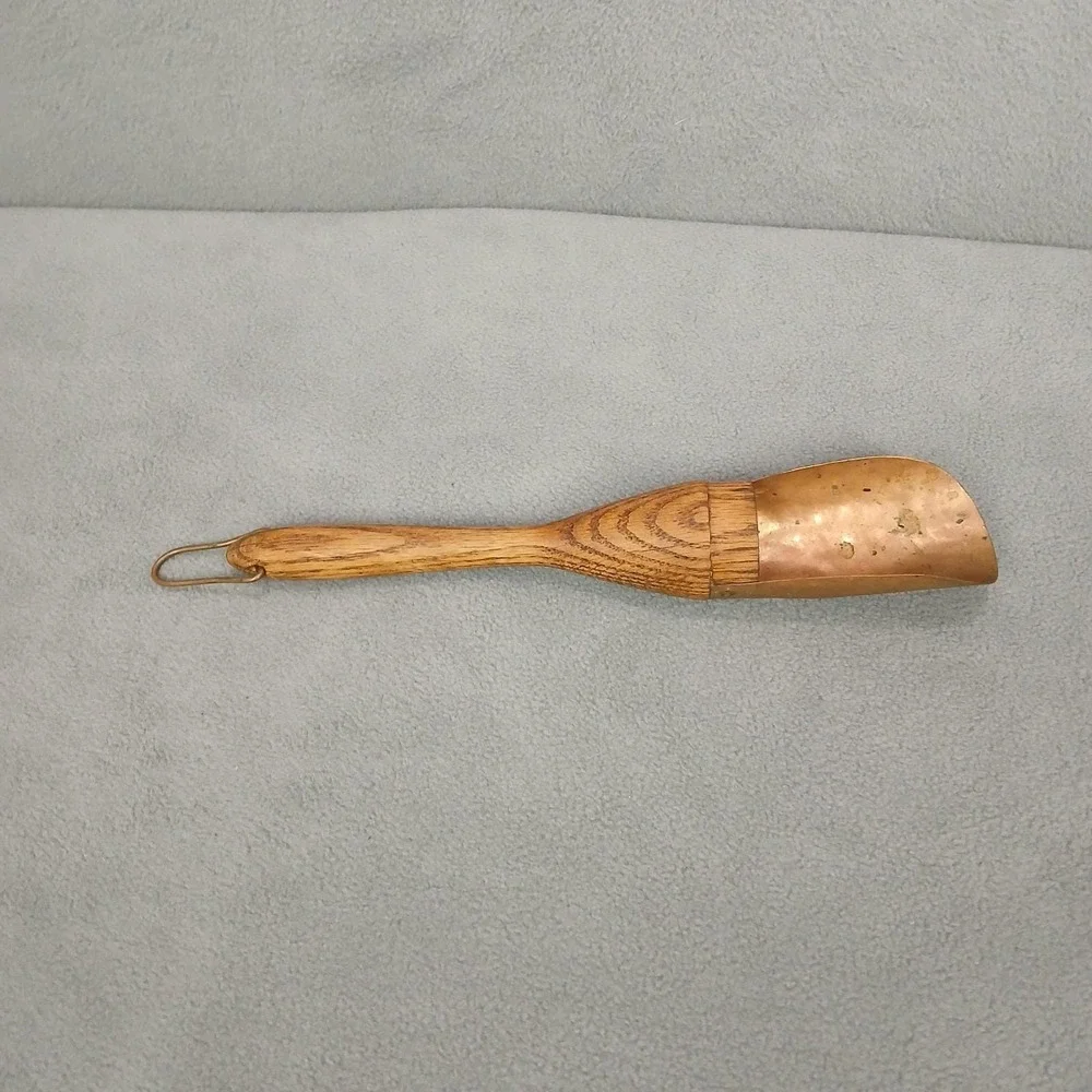 VTG Copper Dry Goods Flour Grain Grocery Scoop Turned Wood Handle Hanging Loop